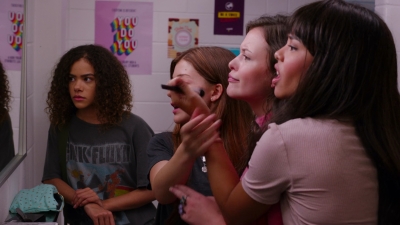 2021-2025_-_Ginny_and_Georgia_S01E02_mp40596.jpg