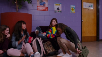2021-2025_-_Ginny_and_Georgia_S01E05_mp40425.jpg