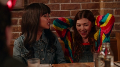 2021-2025_-_Ginny_and_Georgia_S01E05_mp40842.jpg