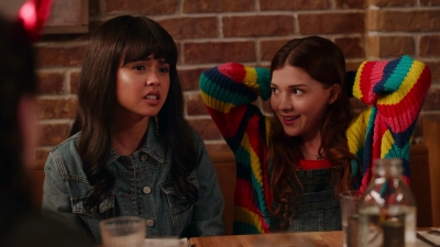 2021-2025_-_Ginny_and_Georgia_S01E05_mp40843.jpg